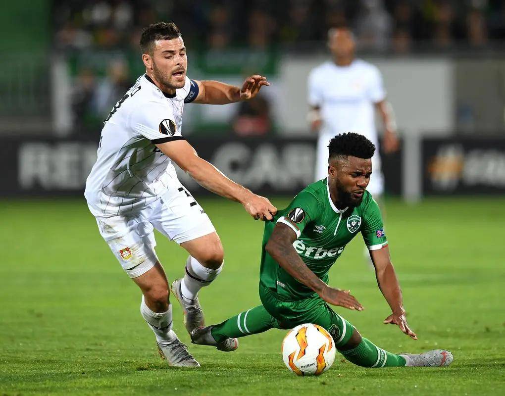 满了坚持与 满了坚持与