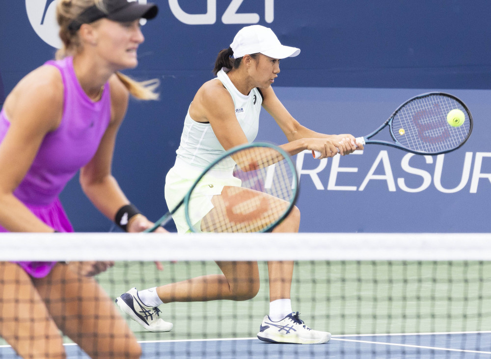 小飞盘玩出 小飞盘玩出