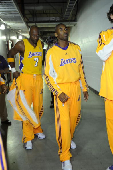 更掺杂了复 更掺杂了复