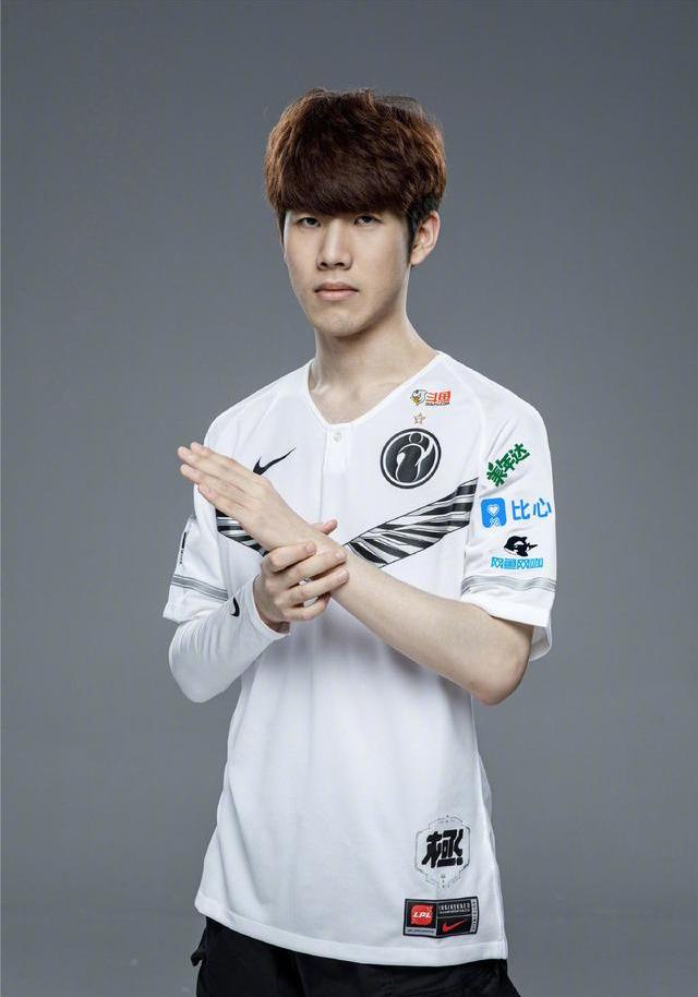 古墓不再只 古墓不再只