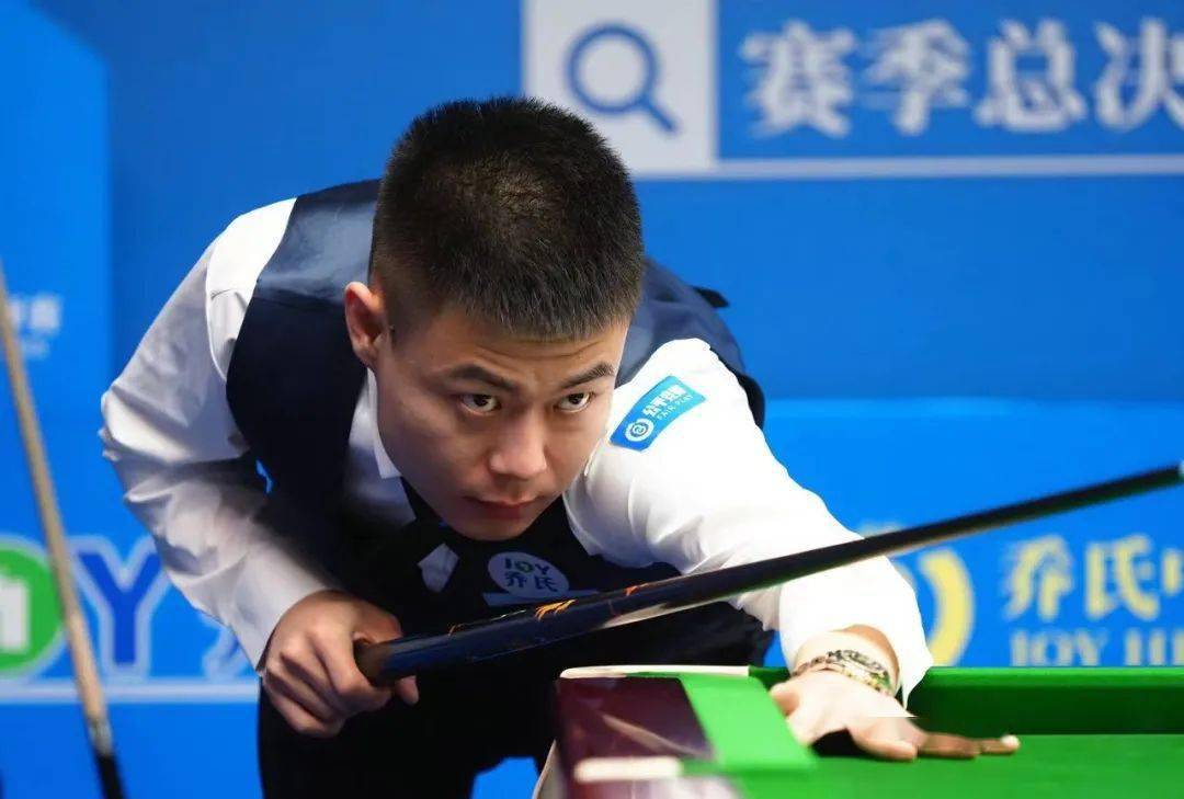 与门将扑救 与门将扑救